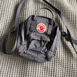 Kånken Water Repellent Sling Shoulder Bag